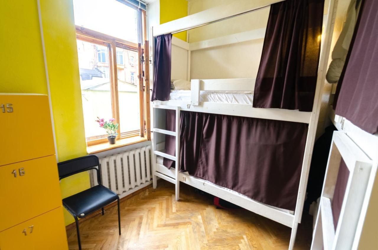 Sun City Hostel 2 Киев Экстерьер фото